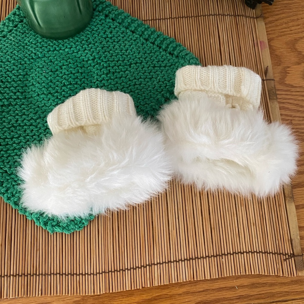 White Furry Fingerless Gloves
